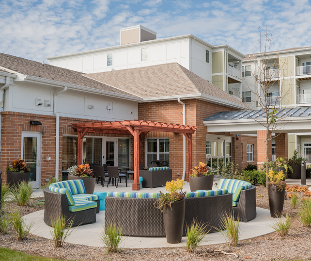Active Adult vs. Independent Living at Melody Living Lake in the Hills