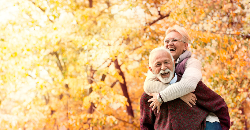 elderly couple in fall